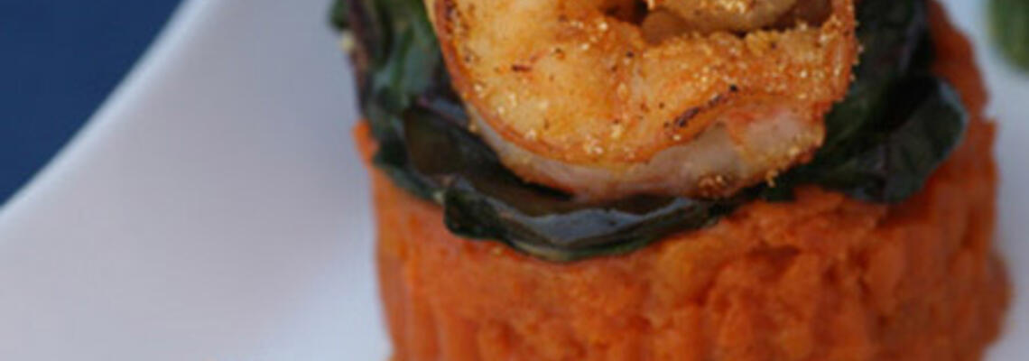 Cornmeal_Shrimp_with_Sweet_Potatoes_and_Greens_01_0