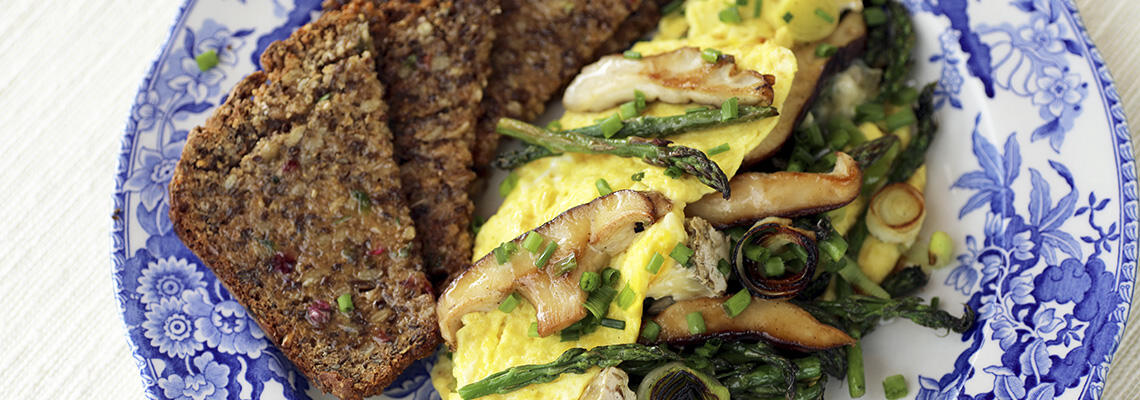 Leek_Asparagus_Omelet