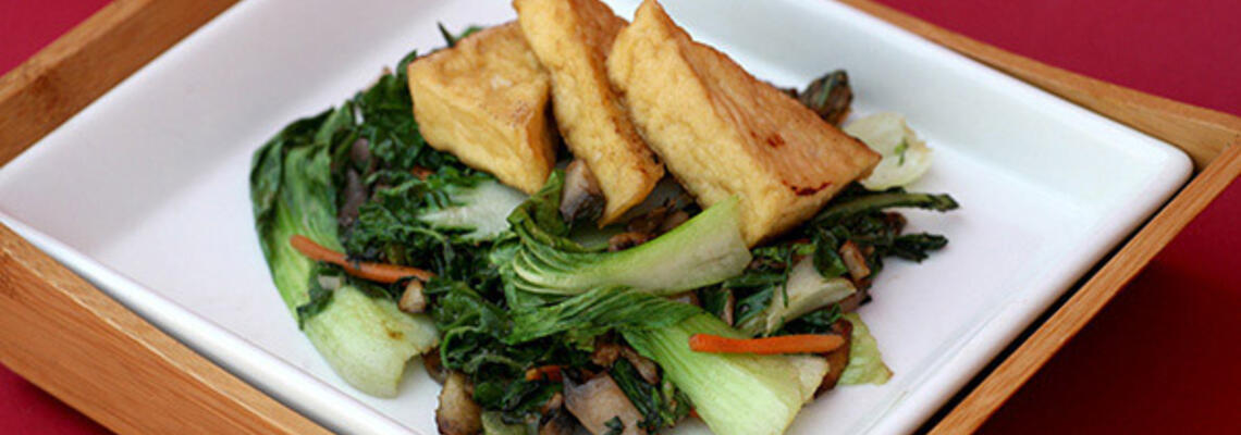 RSS_EnerCHI_Salad_with_Hoisin_Vinaigrette