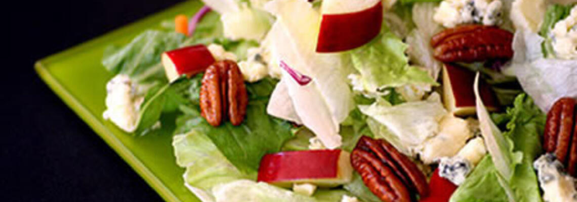 RSS_Iceberg-Romaine_Blend_w-Pecans_and_Apples