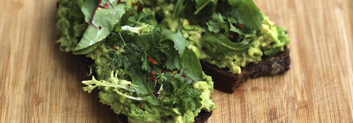 Avocado_Toast_with_Aromatic_Greens