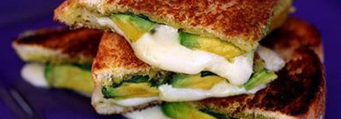 Grilled_Cheese_with_Avocado_and_Spinach