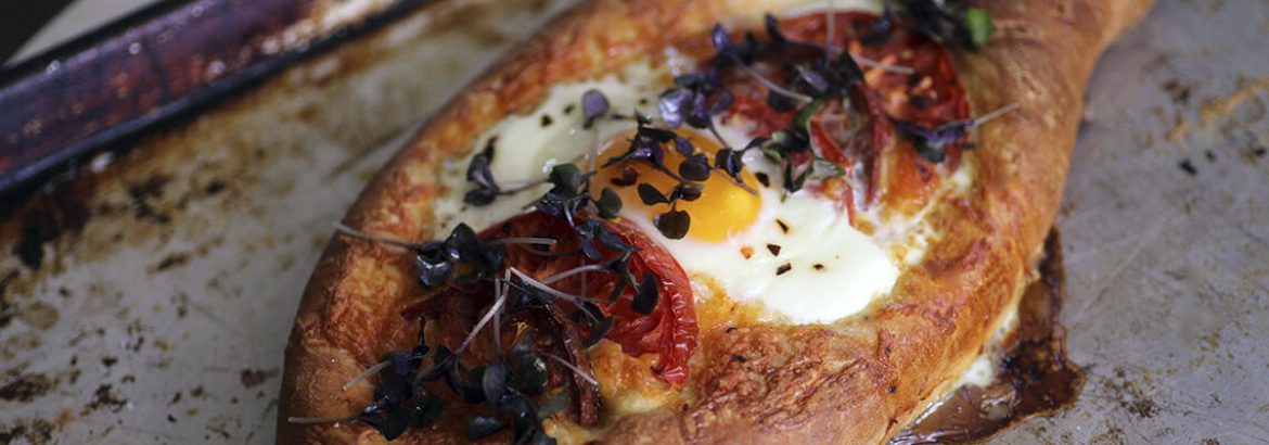 Khachapuri_w-Tomatoes