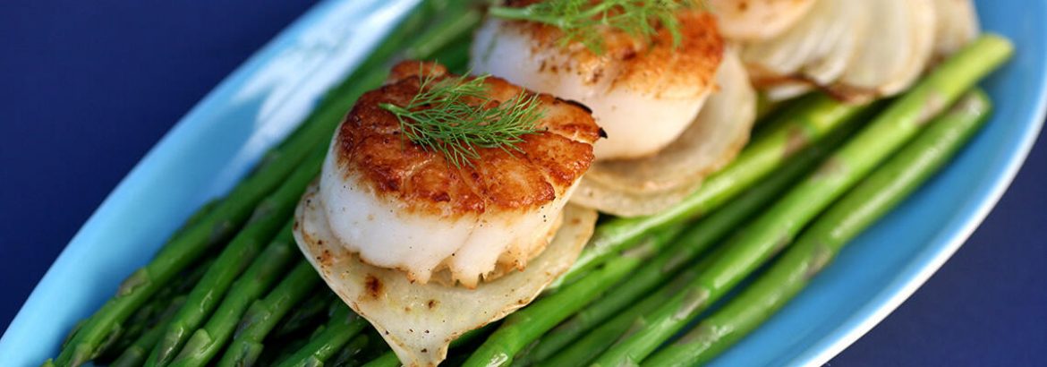 Scallops_with_Asparagus_and_Fennel