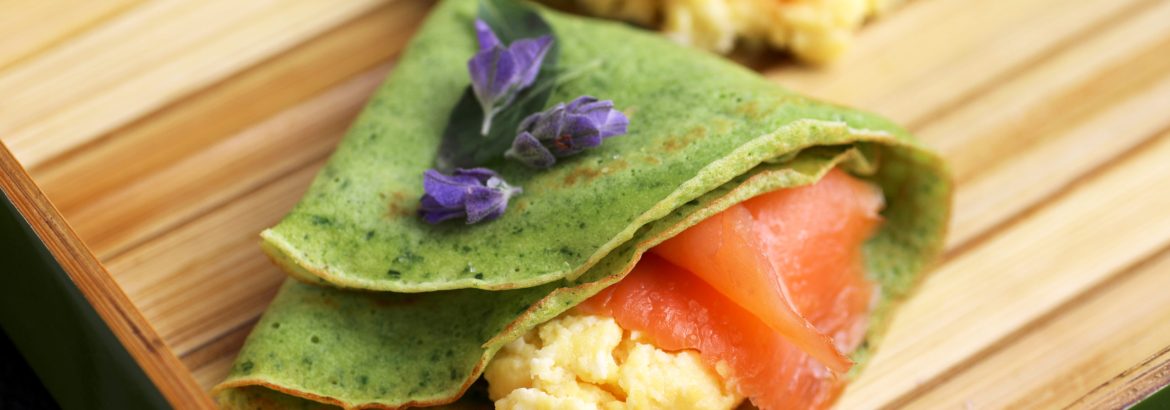 Spinach Crepes with Eggs and Smoked Salmon 3
